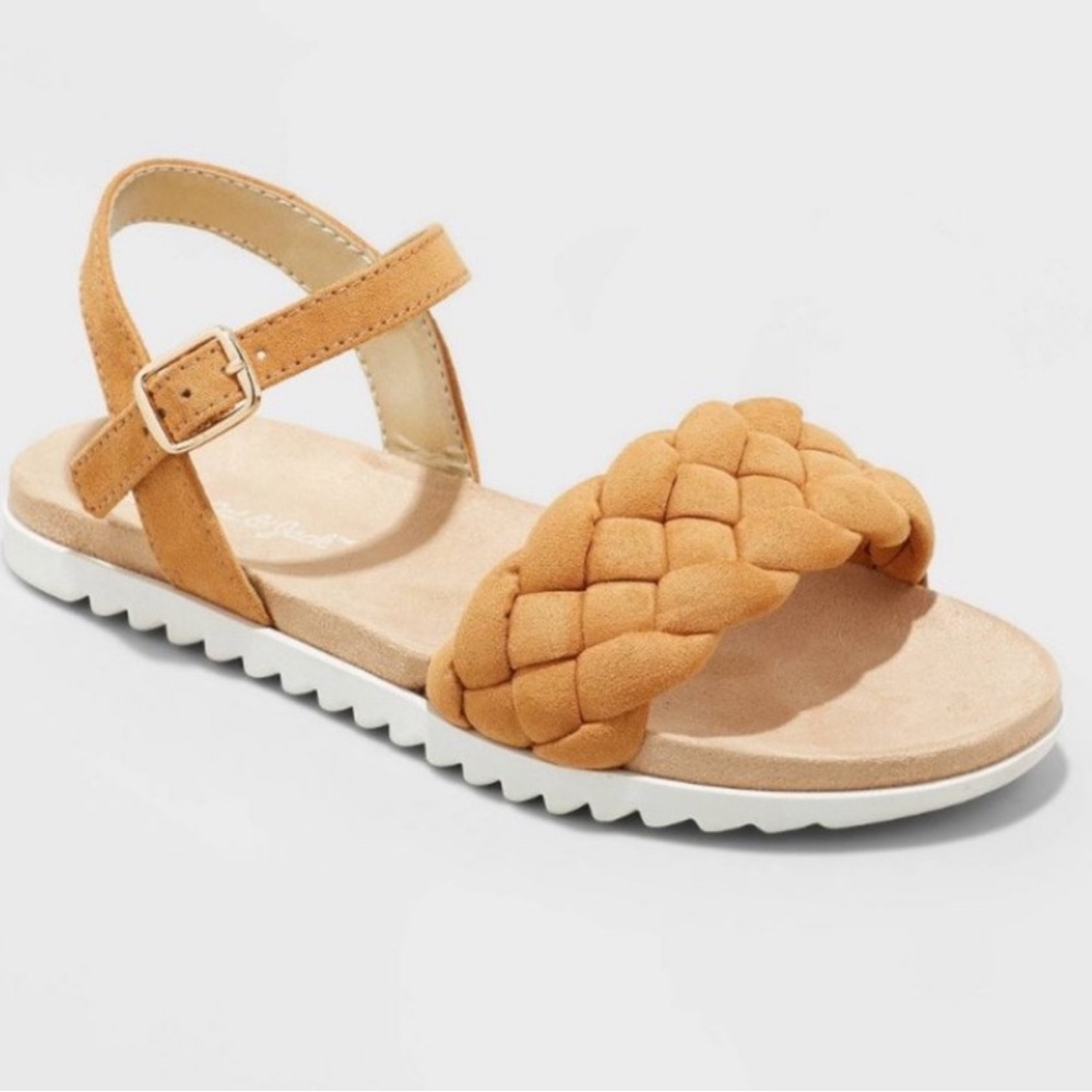 NWT Sz 5 youth braided sandal